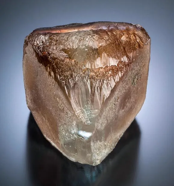 Topaz (bicolor) image