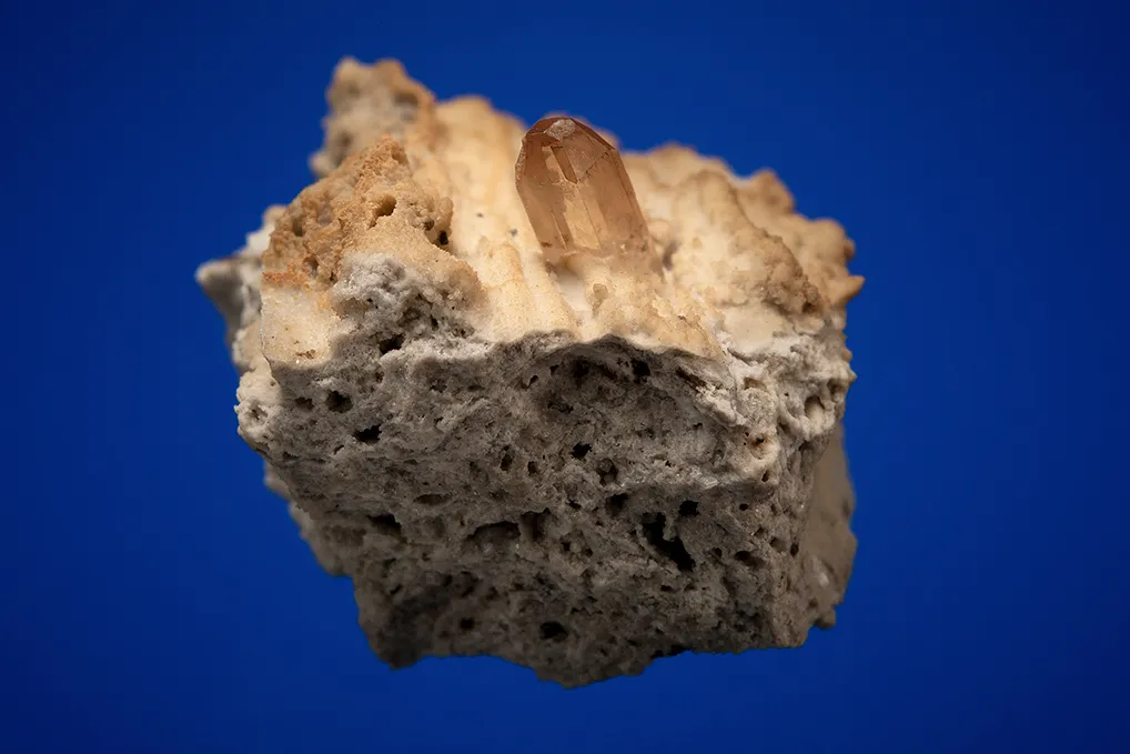 Topaz - image 3