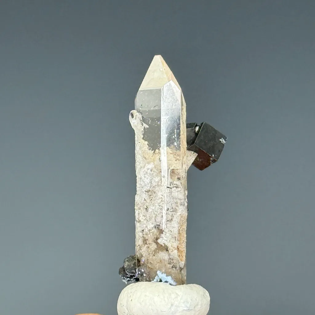 Topaz - image 4
