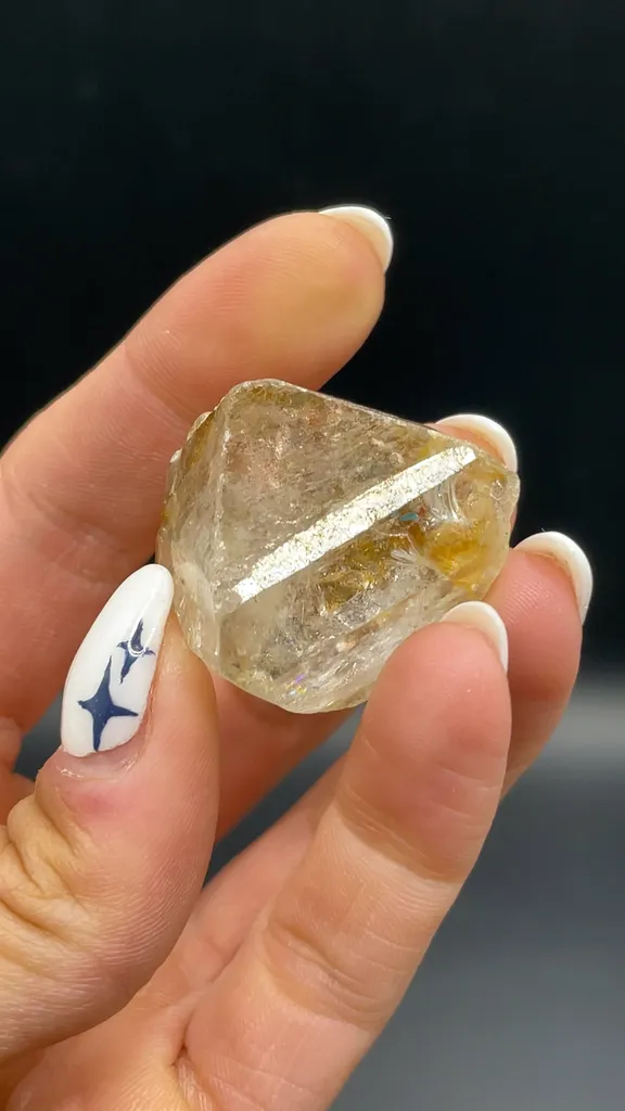 Topaz - image 2