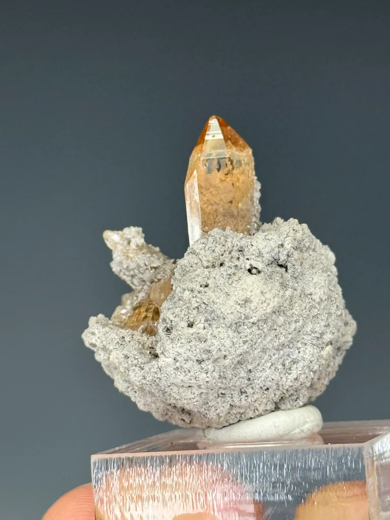 Topaz - image 4