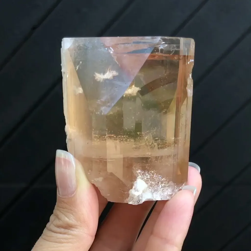 Topaz - image 2