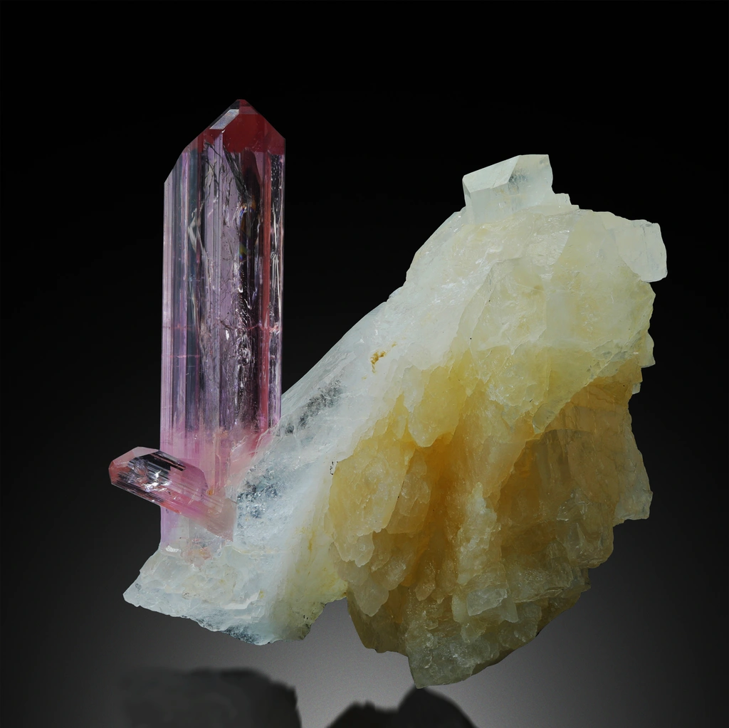Topaz from Brumado, Bahia, Brazil image