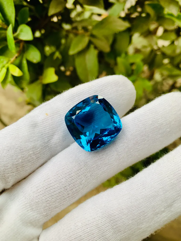 Topaz from Central African Republic image