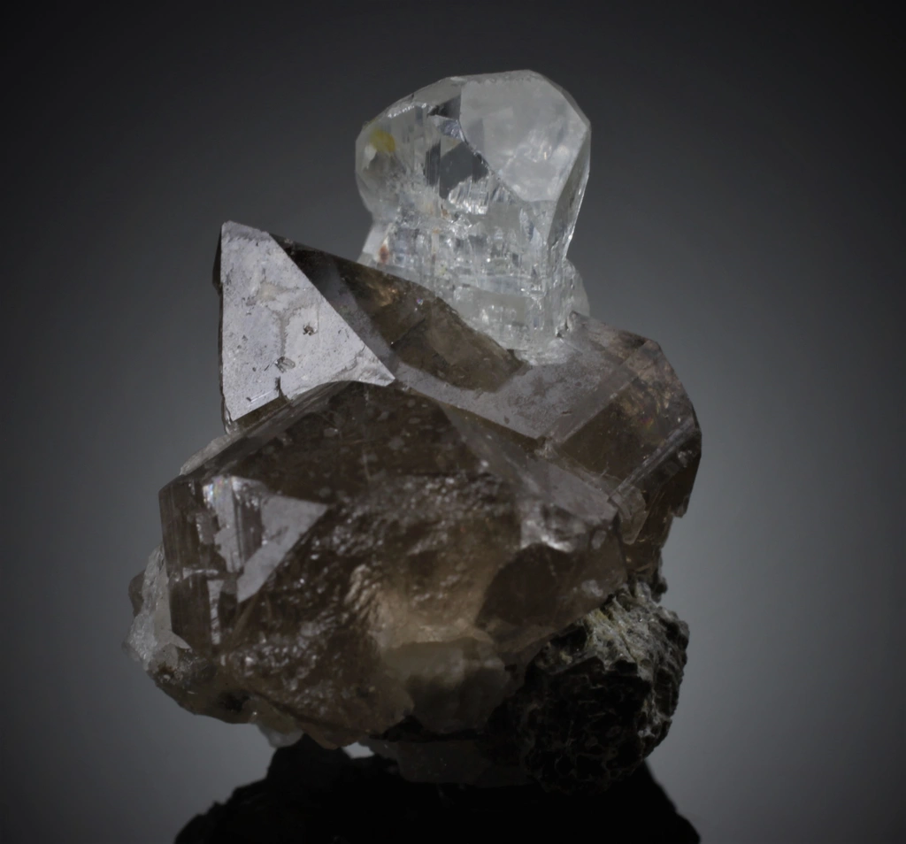 Topaz from Fazenda Concórdia pegmatite, Mimoso do Sul, Espírito Santo, Brazil image
