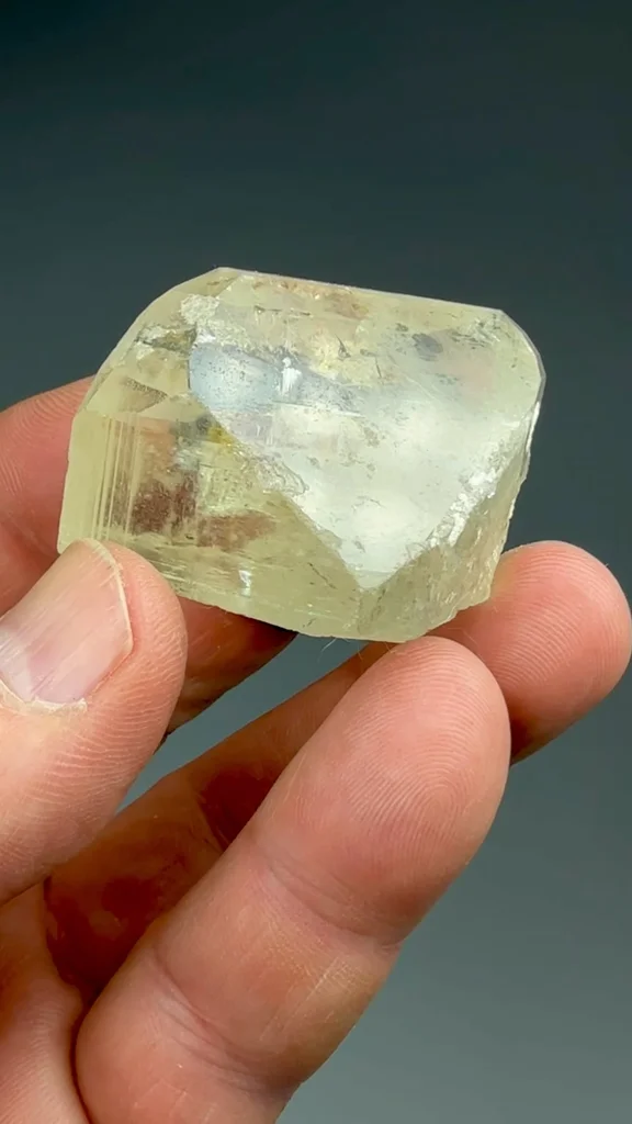 Topaz from Minas Gerais, Brazil - image 2