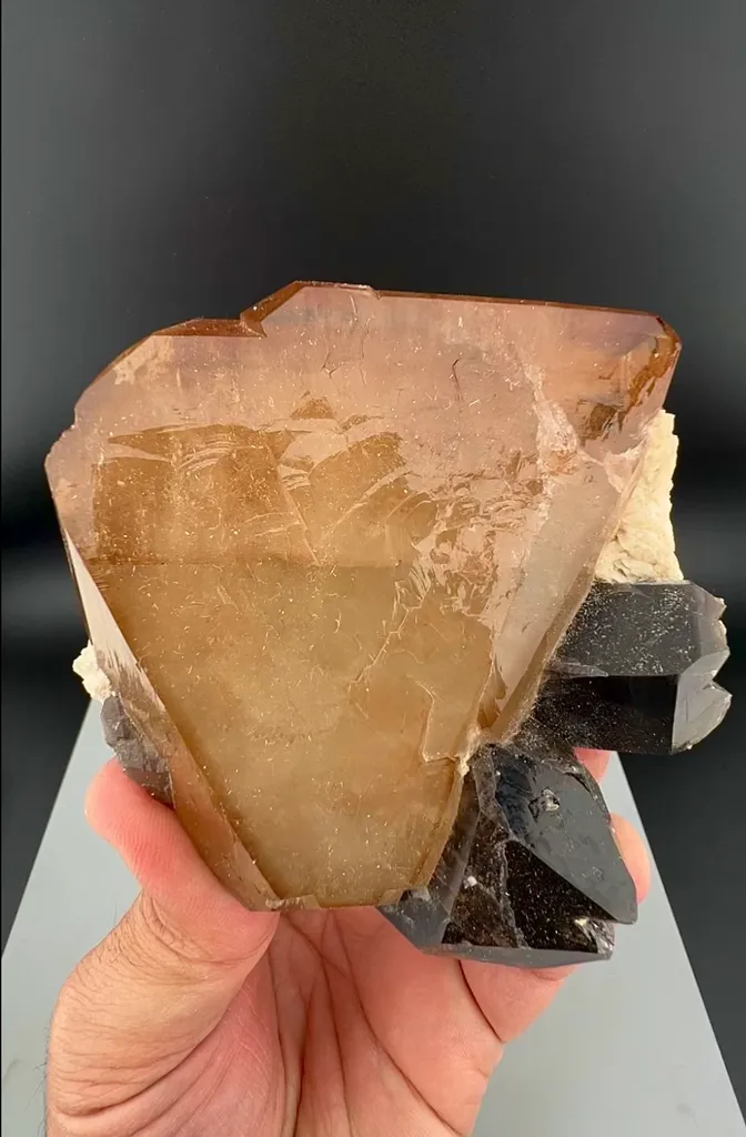 Topaz from Pakistan - image 4