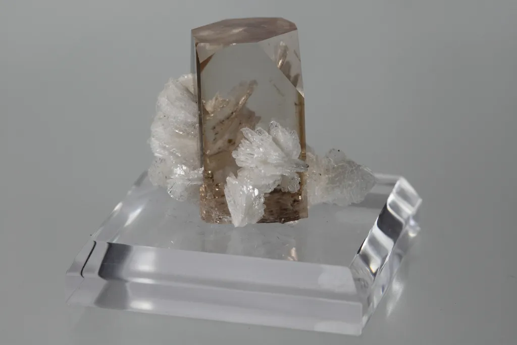 Topaz from Pakistan, Gilgit-Baltistan, Shigar District, Shigar Valley image
