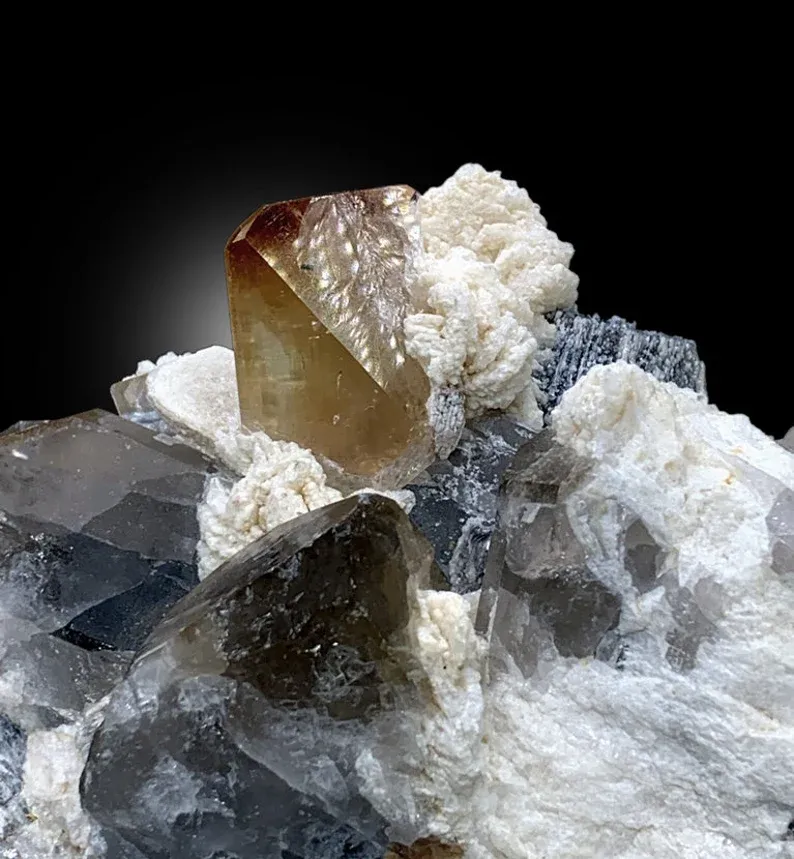 Topaz from Pakistan, Gilgit-Baltistan, Skardu District - image 3