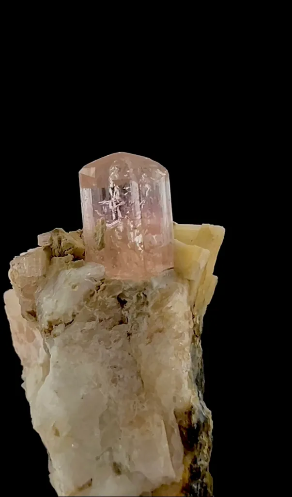 Topaz from Pakistan, Katlang, - image 3