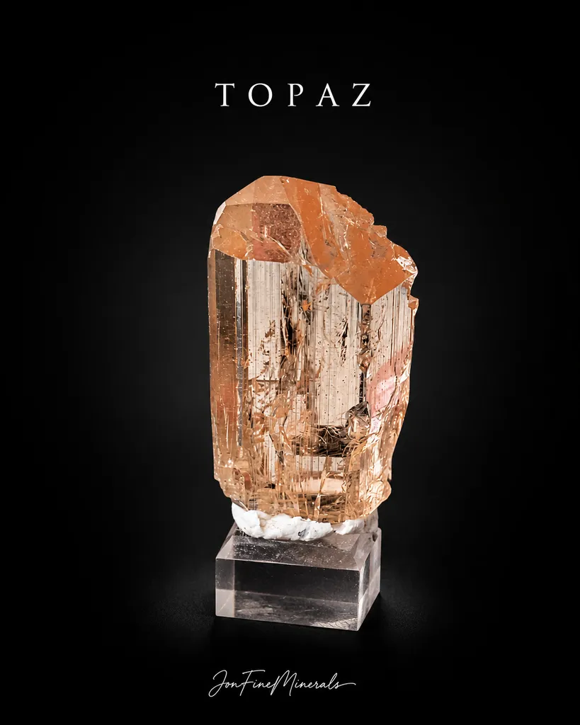 Topaz from Pakistan, Khyber Pakhtunkhwa Province, Mardan District, Katlang, Ghundao hill image