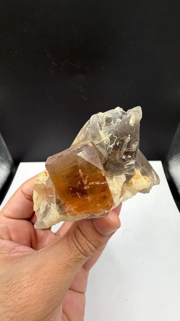 Topaz from Pakistan - image 3
