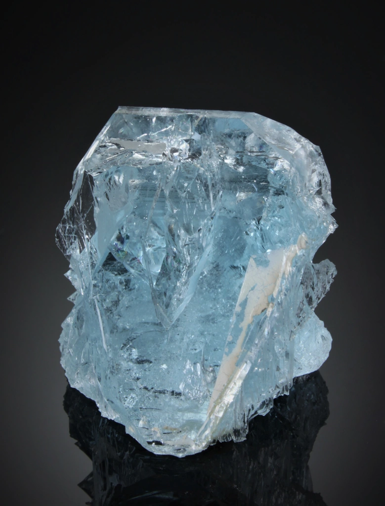 Topaz from Virgem da Lapa, Minas Gerais, Brazil image