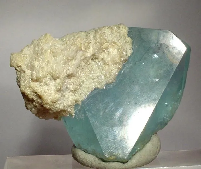 Topaz, Lepidolite image