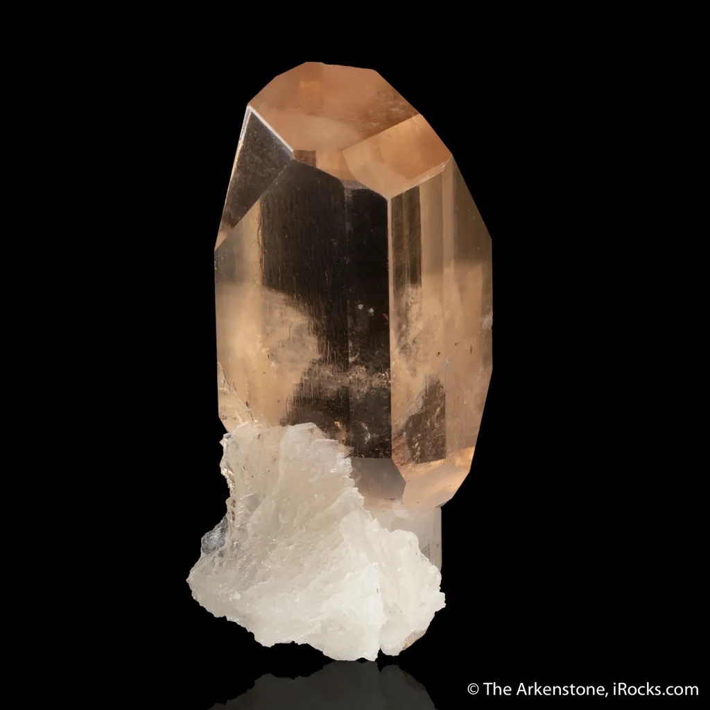 Topaz on Cleavelandite - image 3
