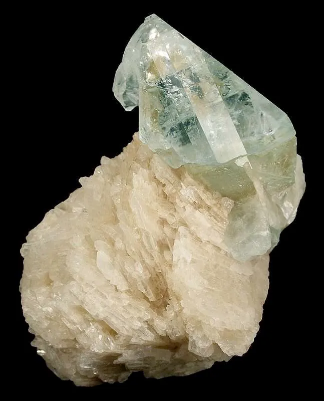 Topaz on Cleavelandite image