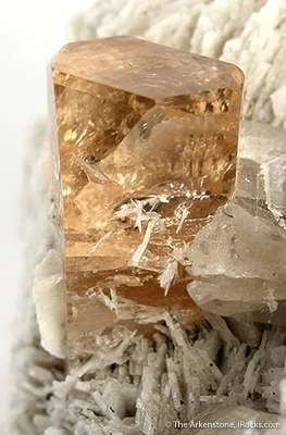 Topaz on Cleavelandite - image 3