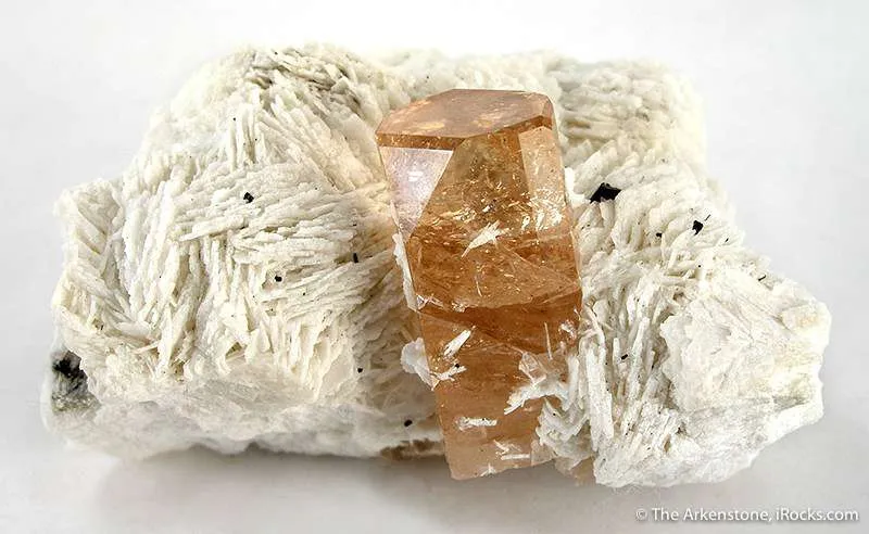 Topaz on Cleavelandite image