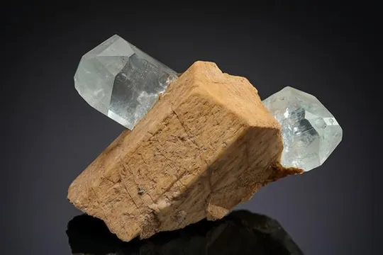 Topaz on Orthoclase