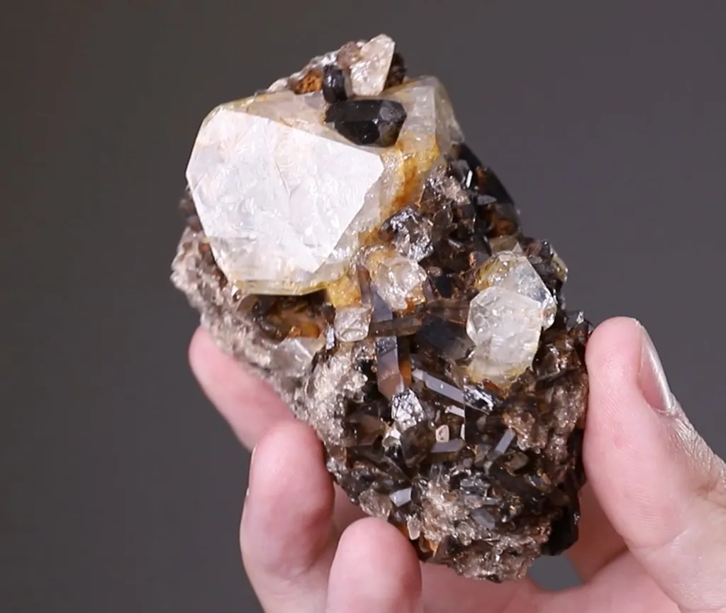 TOPAZ   on Smoky QUARTZ - image 2