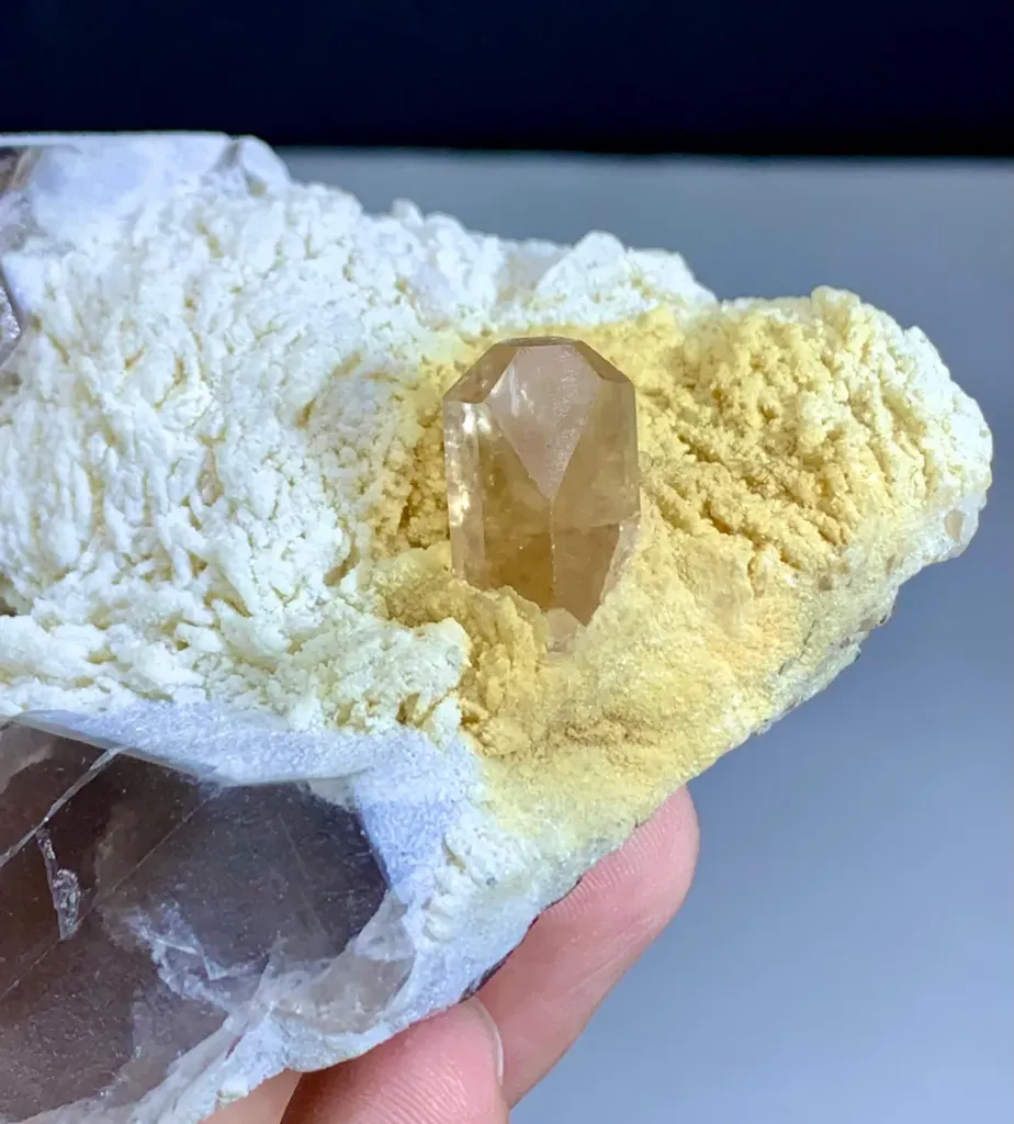 Topaz Specimen from Pakistan - image 3