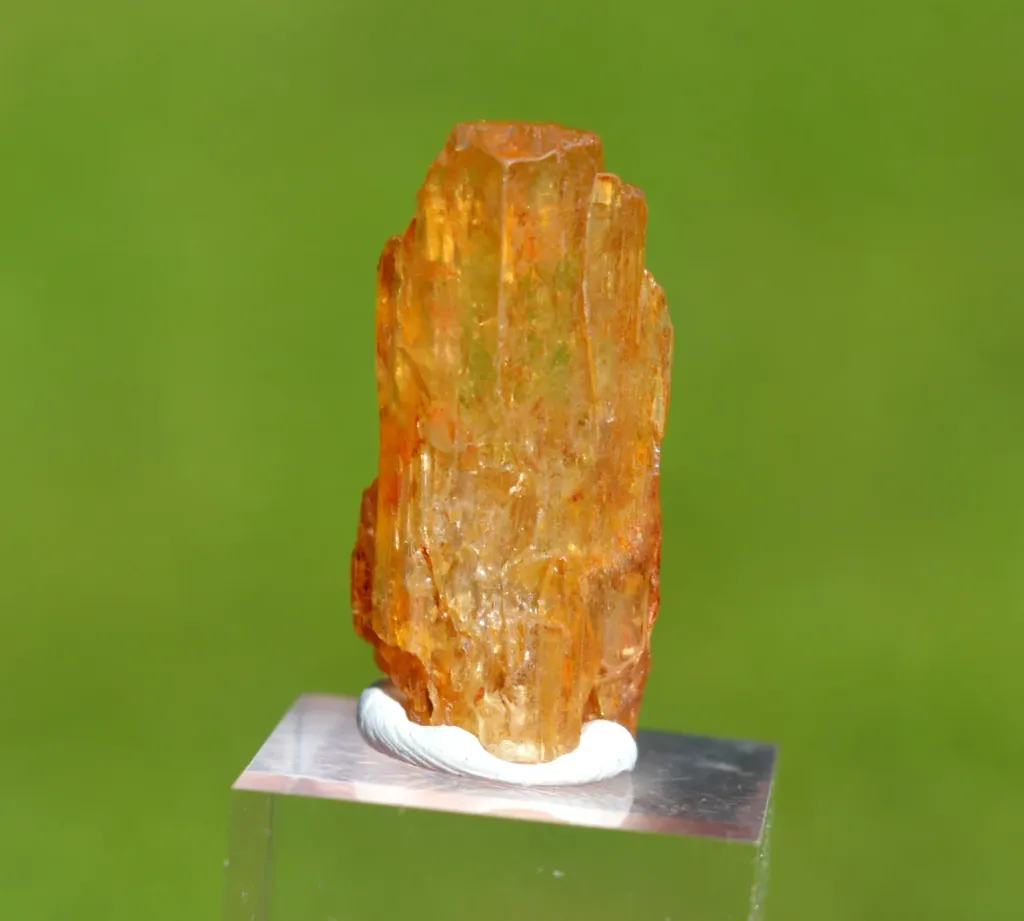 Topaz var. Imperial Topaz 5.9 grams - Karengerenge village, Kalumbila District, Zambia image
