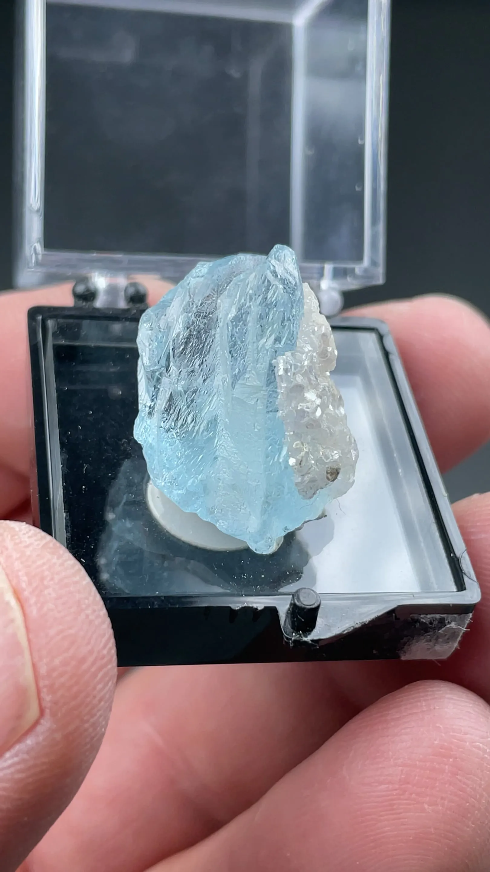 Topaz with Lepidolite - image 2