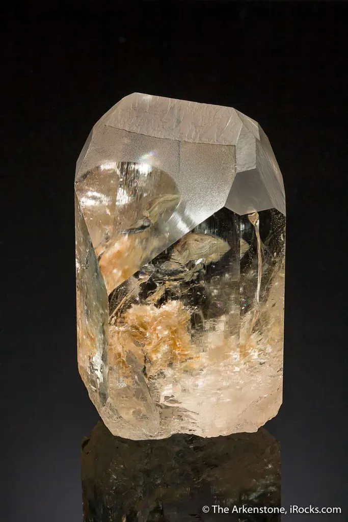 Topaz with oriented edge effects image