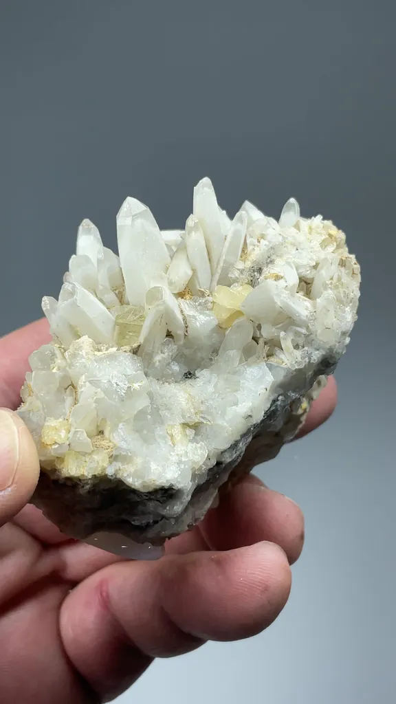 Topaz with Quartz - image 2