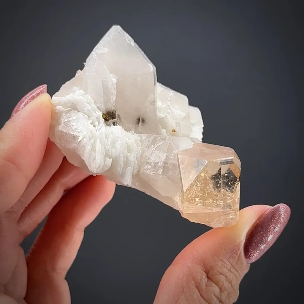 Topaz with Quartz and Cleavelandite image