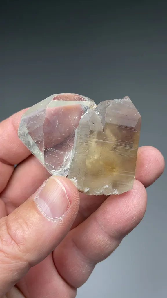 Topaz with Quartz - image 2