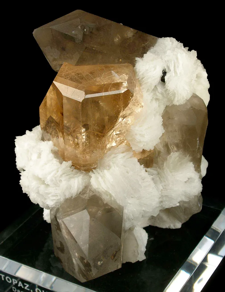Topaz With Quartz on Albite - image 2