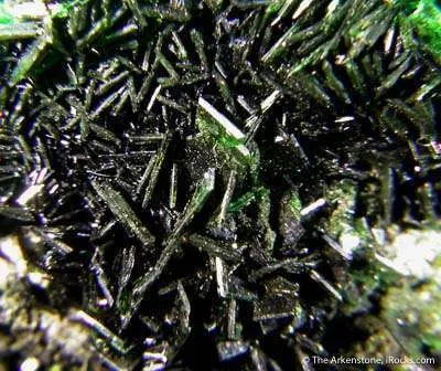 Torbernite, Metatorbernite, Curite - image 2