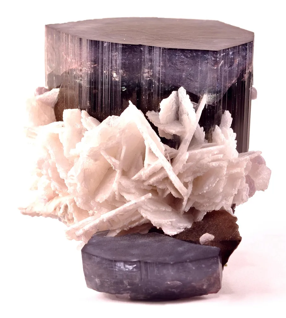 Tourmaline - image 2