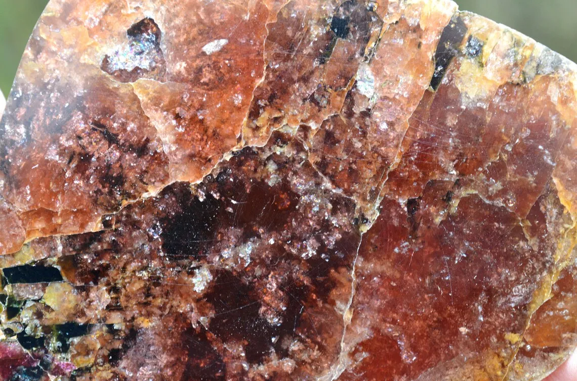 Tourmaline 149 grams - Camp Robin area, Ambohimahasoa, Haute Matsiatra, Madagascar - image 4