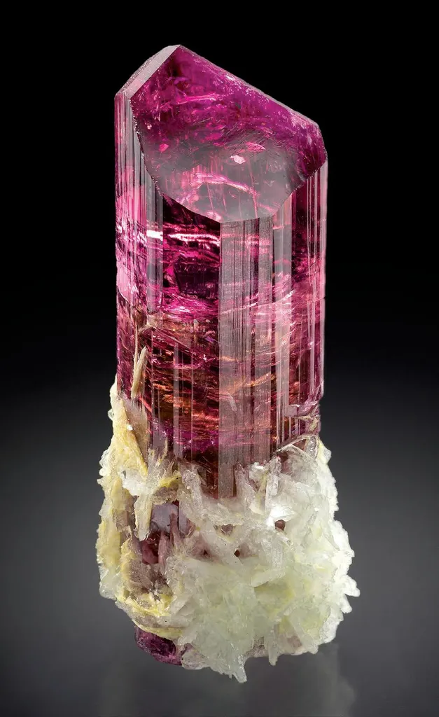 Tourmaline image