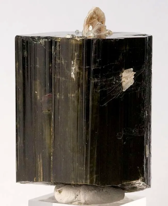 Tourmaline - image 3