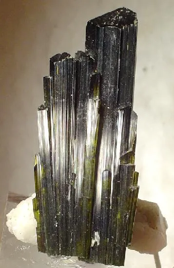 Tourmaline, Albite image