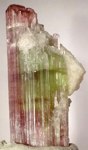 Tourmaline, Albite (Var: Cleavelandite) image