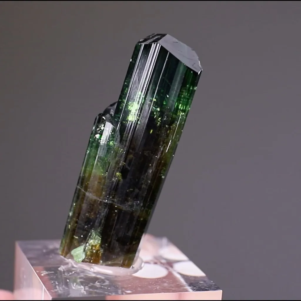 Tourmaline (Chrome Dravite) - image 2