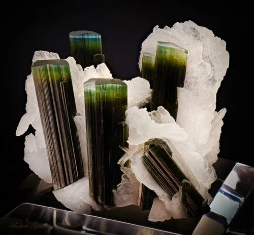 Tourmaline-Cleavelandite image