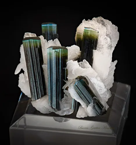 Tourmaline-Cleavelandite - image 3