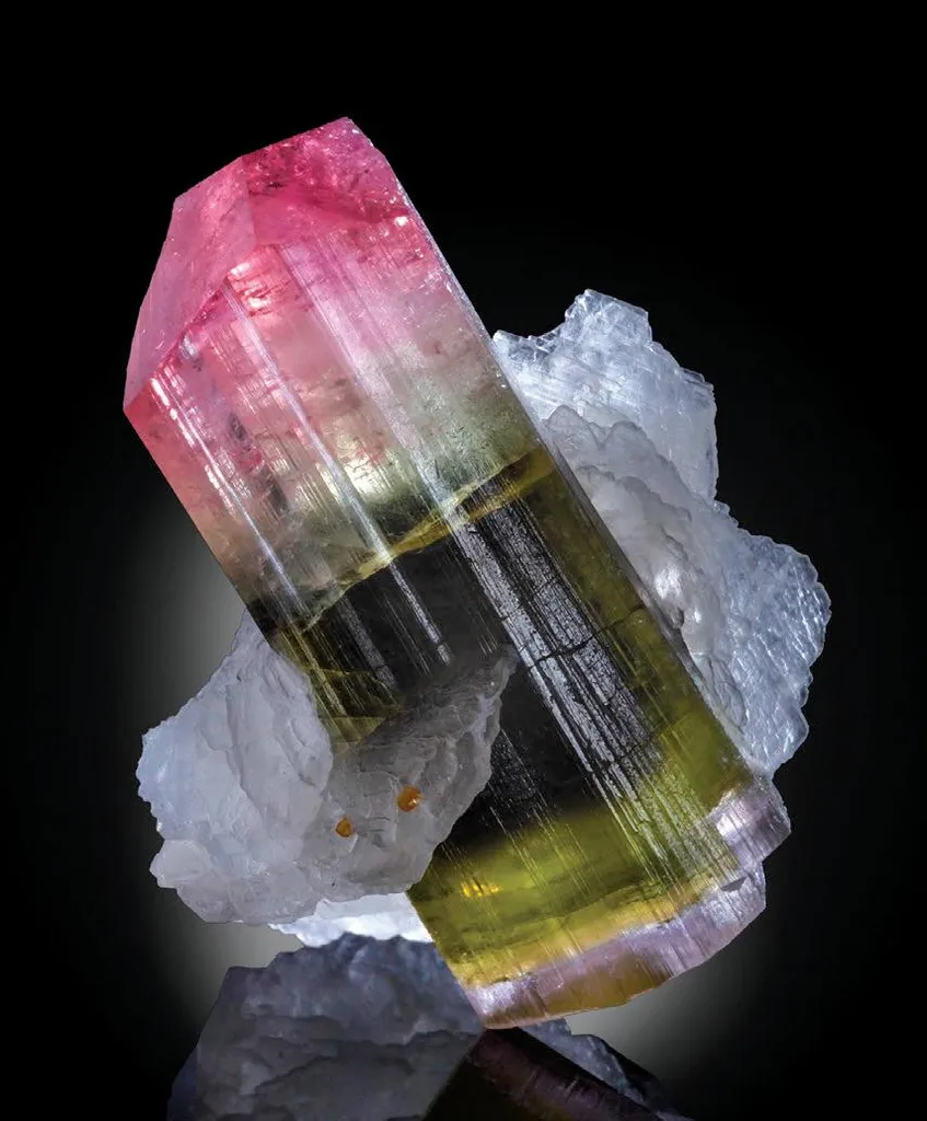 Tourmaline, Cleavelandite image