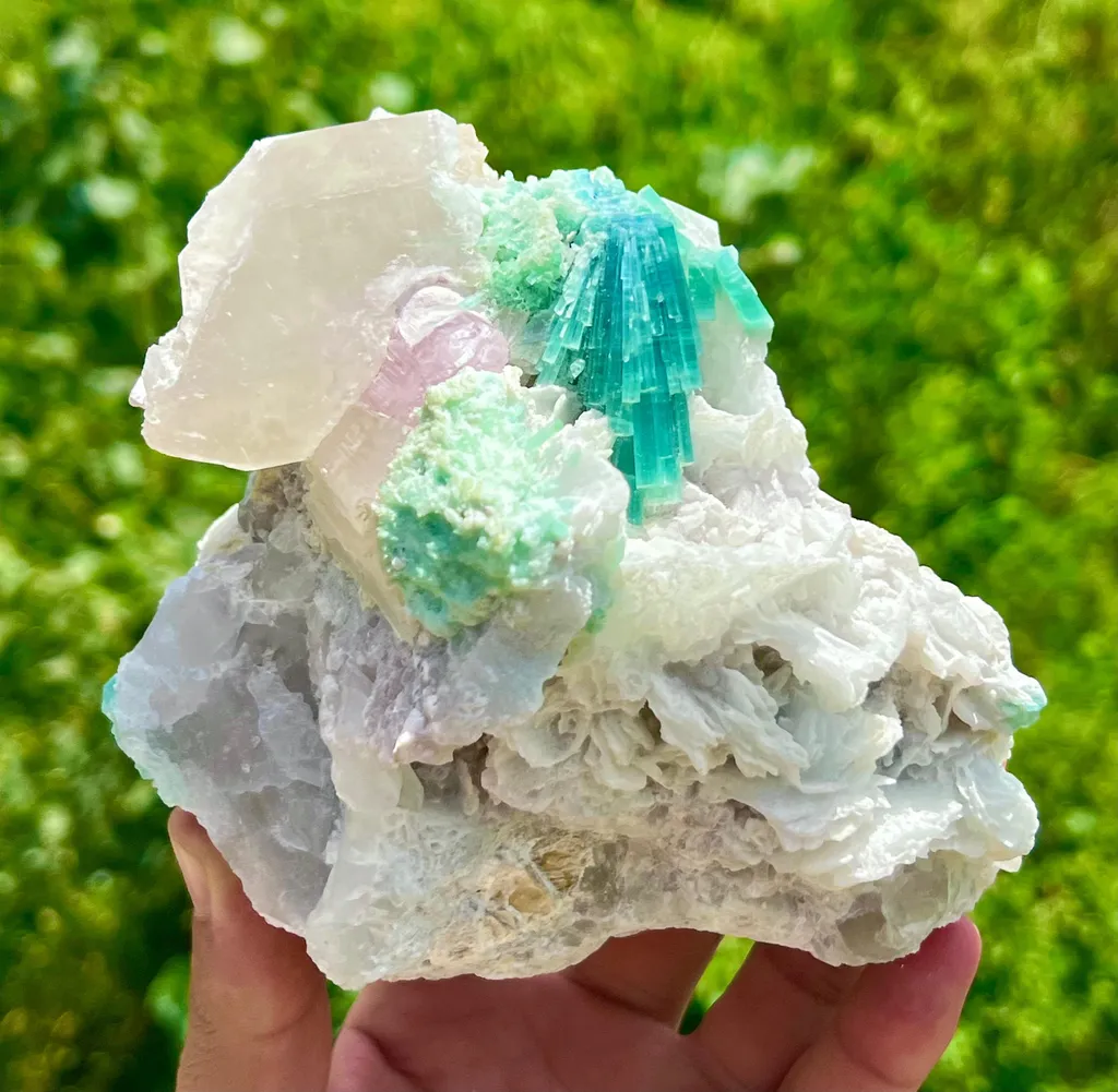Tourmaline combined smokey quartz with kunzait image
