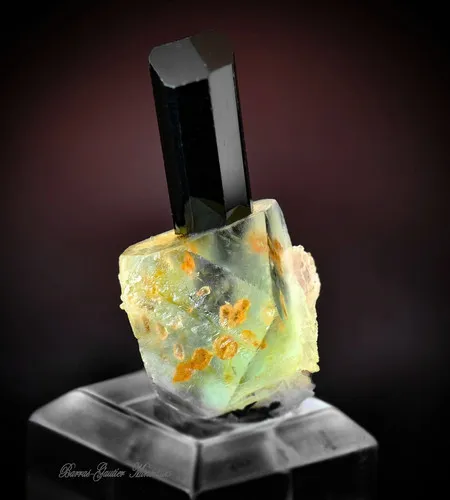 Tourmaline Fluorite incl. Garnet - image 2