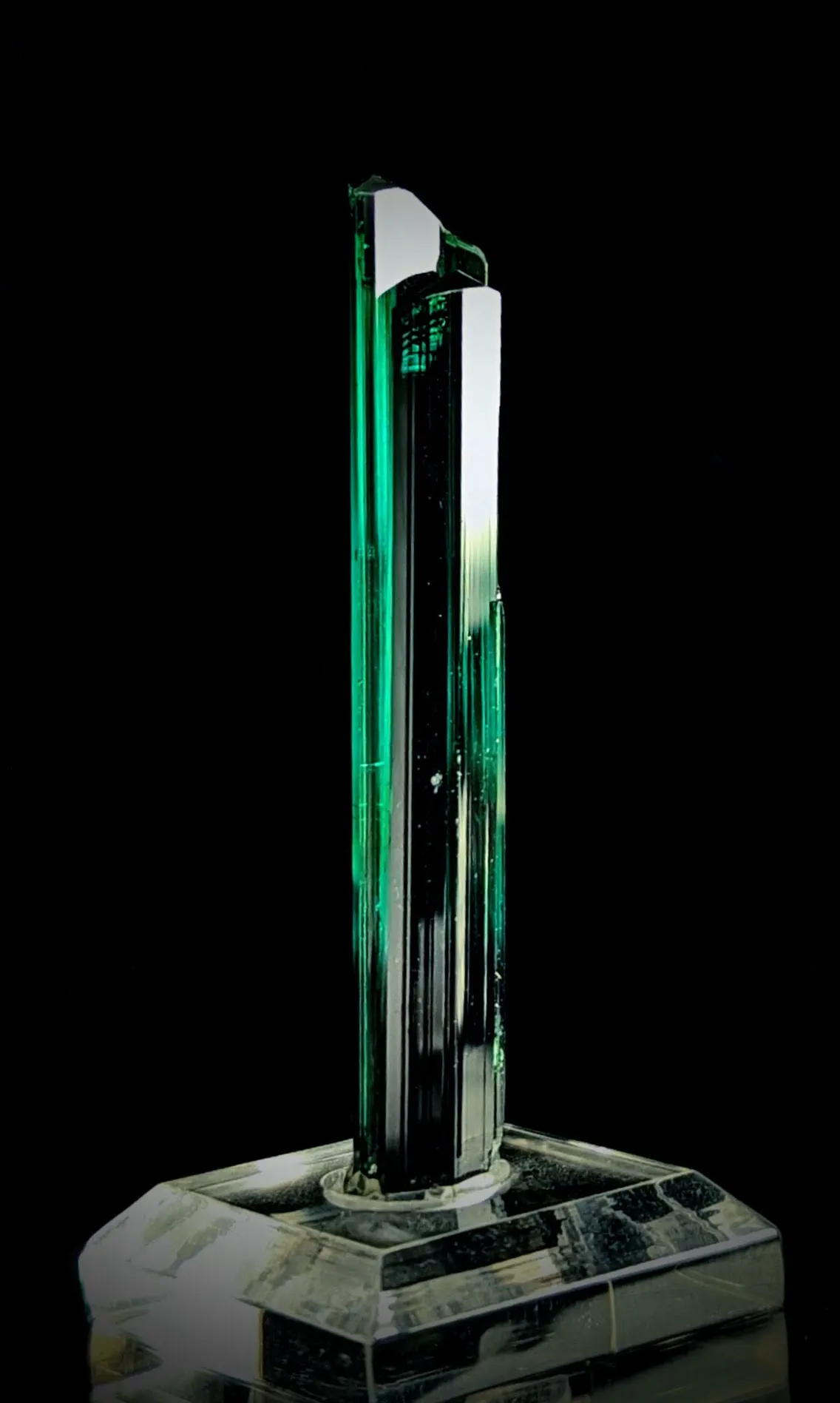 Tourmaline from Afghanistan, Nuristan, Kamdesh District, Paprok - image 1