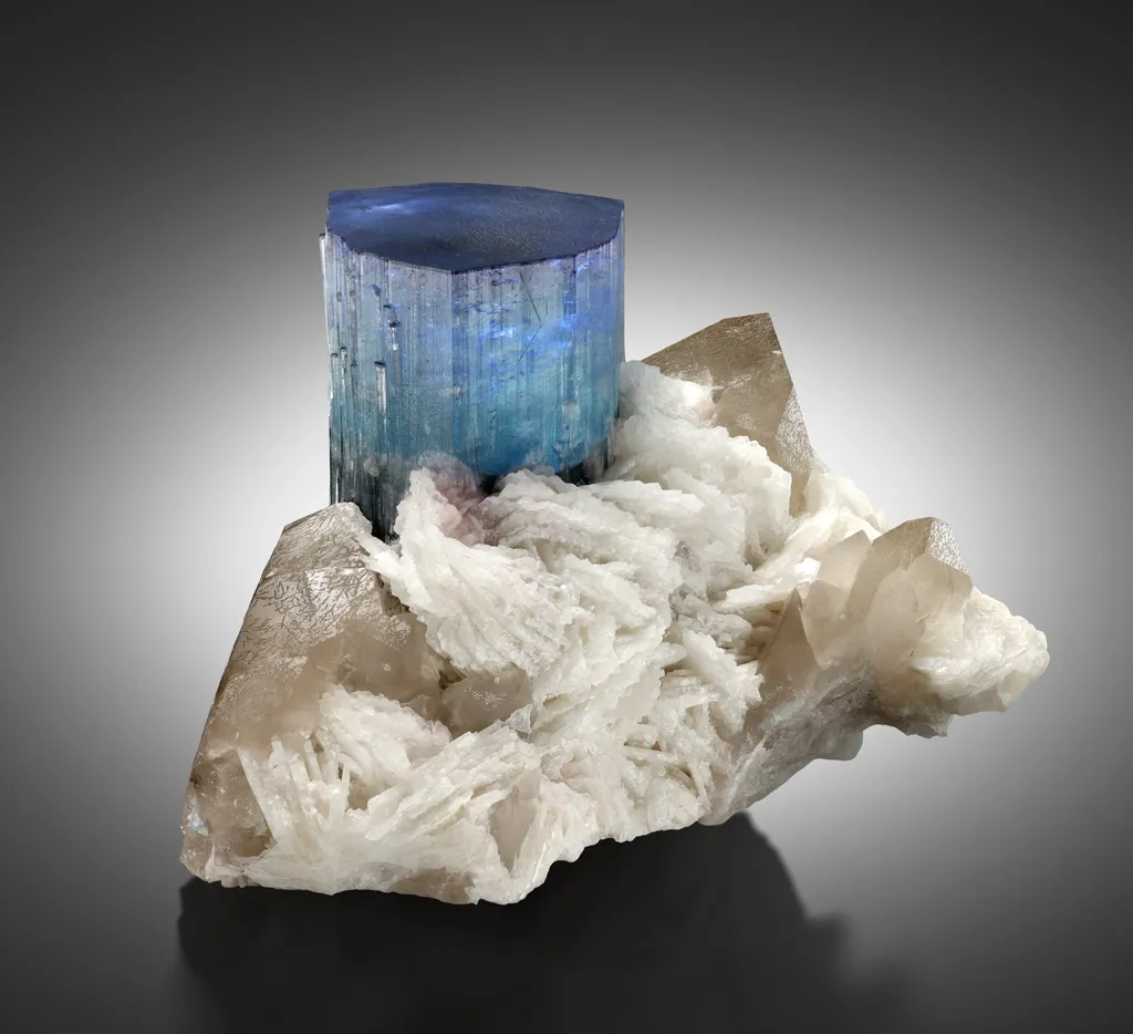 Tourmaline from Afghanistan, Nuristan, Mawi pegmatite image