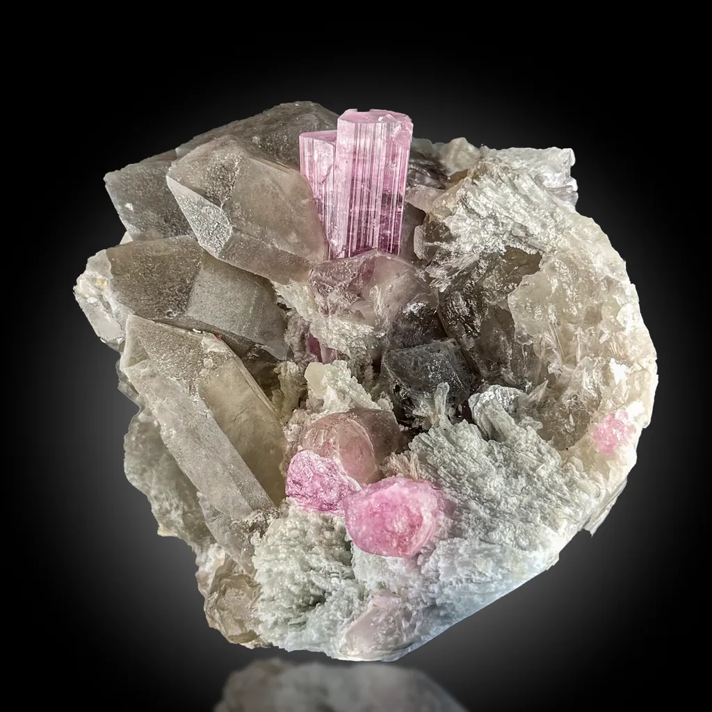 Tourmaline from Afghanistan, Nuristan, Pachigram pegmatite field image