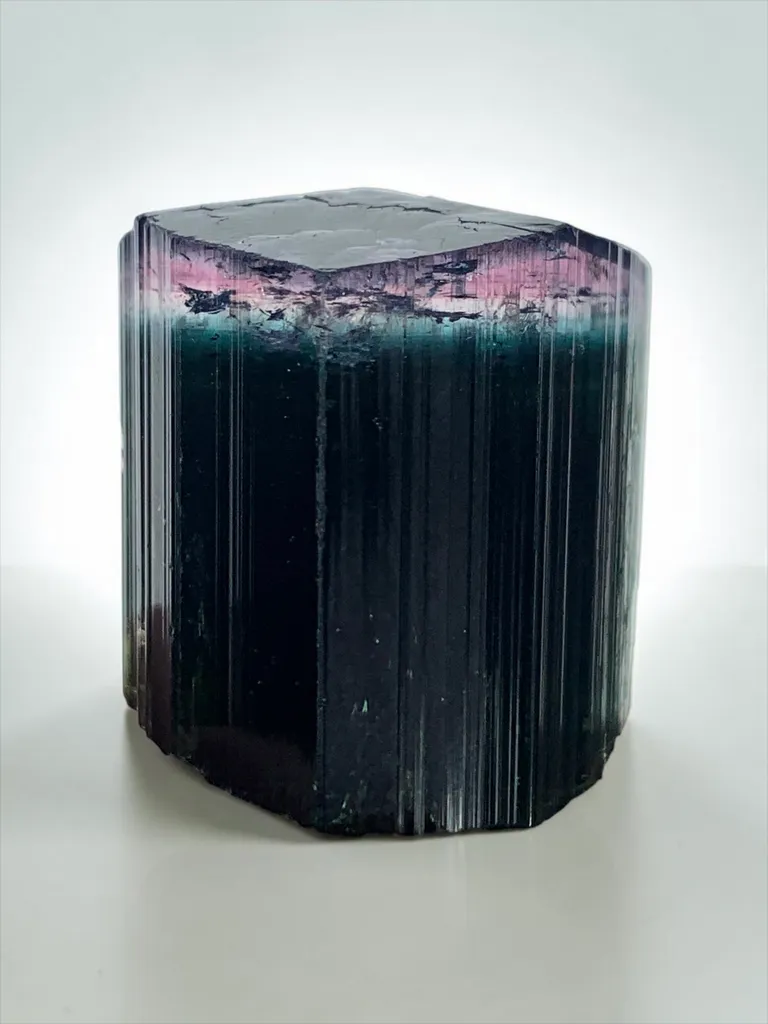 Tourmaline from Afghanistan, Nuristan, Paprok image