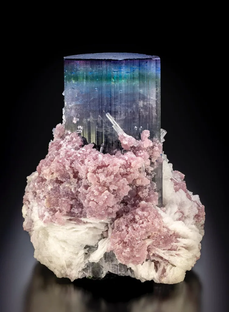 Tourmaline from Afghanistan, Nuristan, Paprok, Paprock image